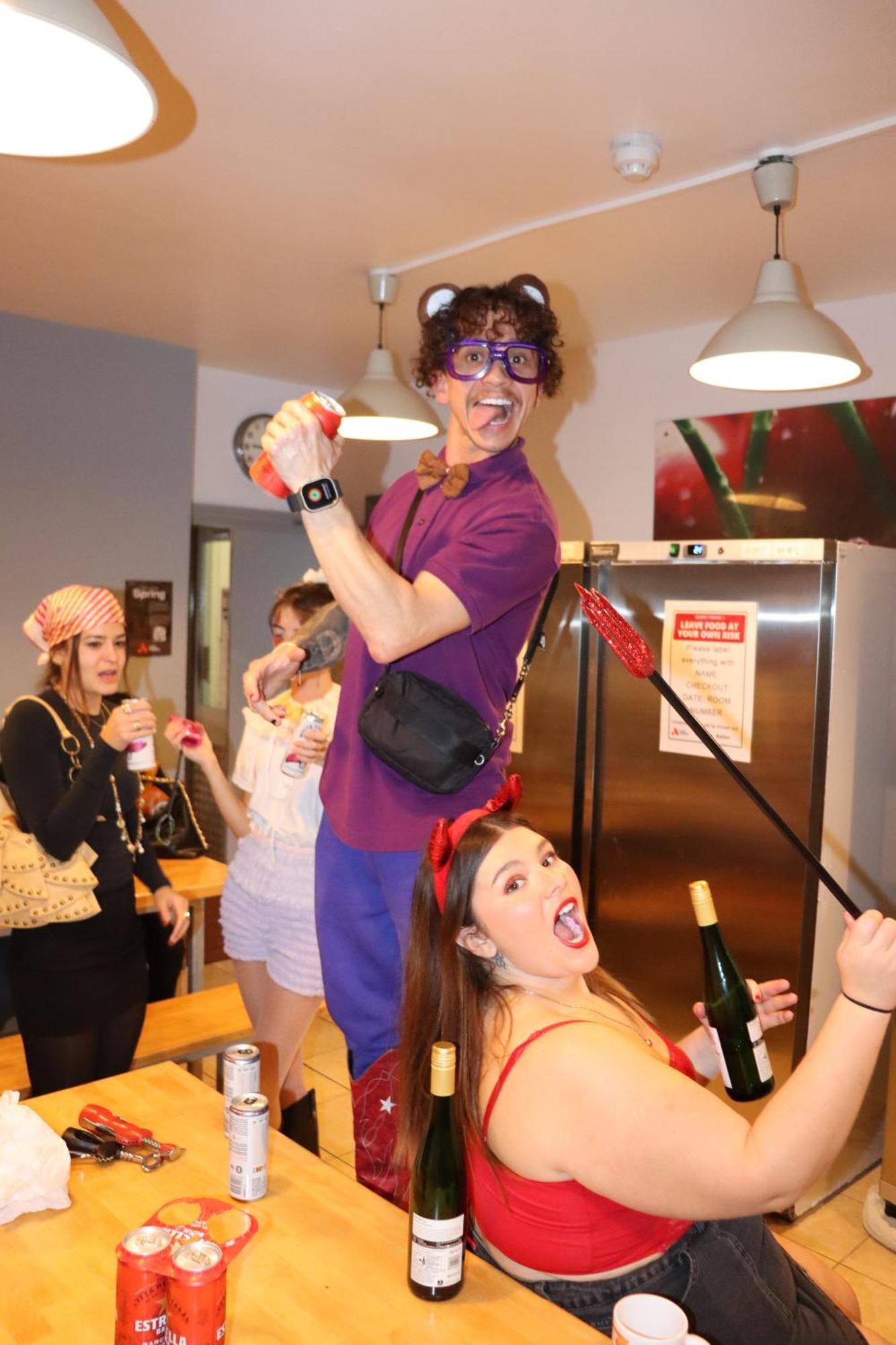 Astor Kensington Hostel ลอนดอน ภายนอก รูปภาพ